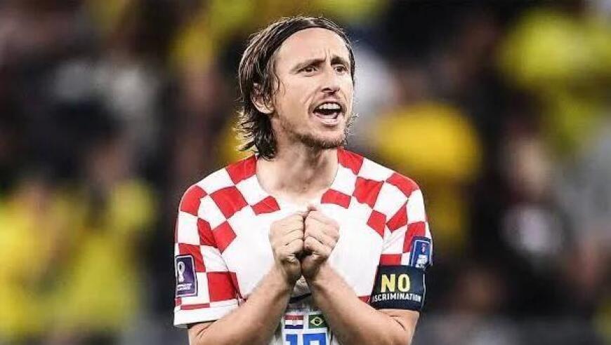 NBA战报：东詹缺席，布朗30分8板8助，凯尔特人126-105大胜湖人